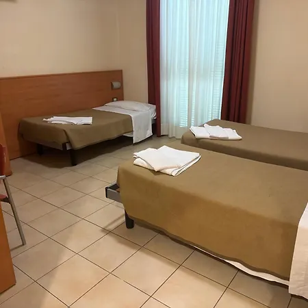 Hotel Hotelleria Di 2*