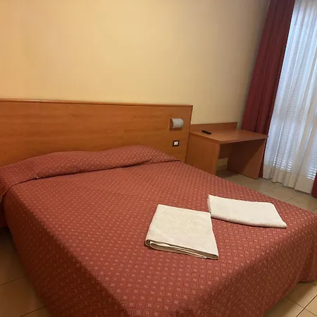 Hotel Hotelleria Di 2*