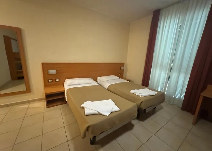 Hotel Hotelleria Di 2*