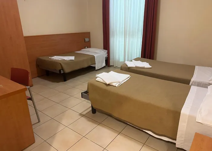 Hotel Hotelleria Di 2*