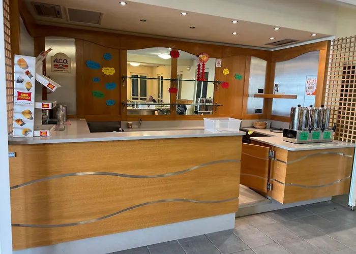 Hotelleria Di Hotel 2*